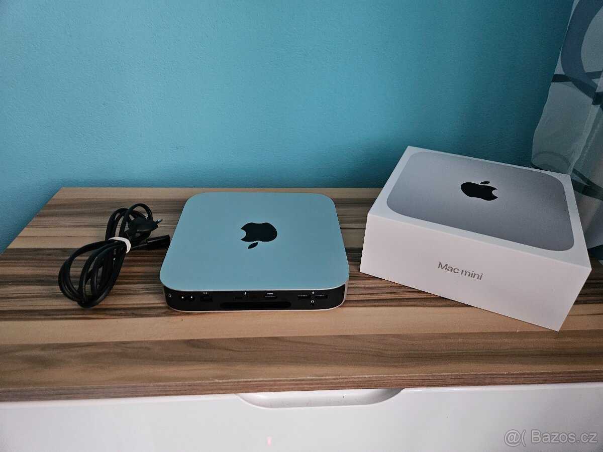 Apple Mac mini M2 8/256 GB stříbrný - 2