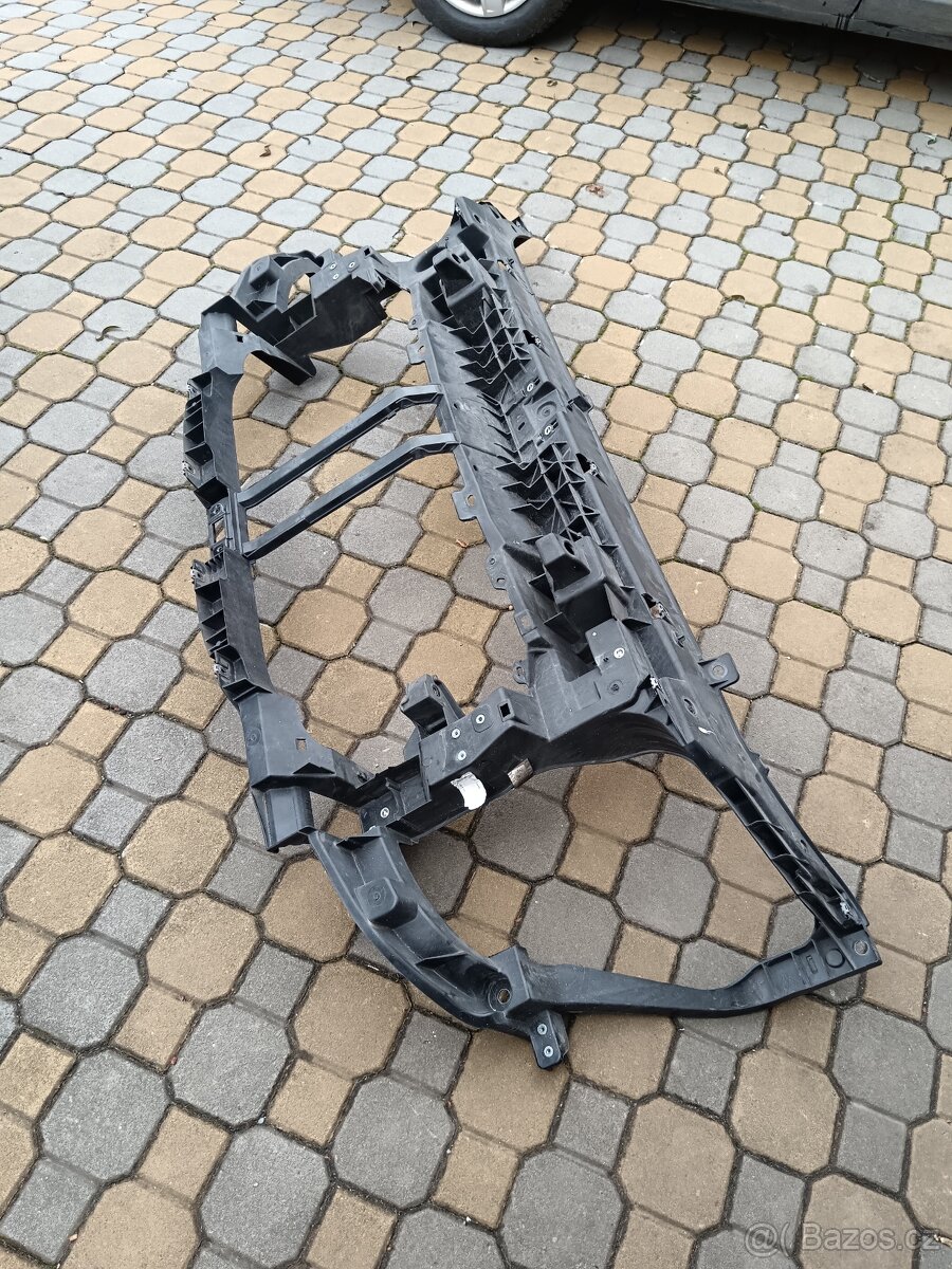 Chladicova a stěna Renault master - 2