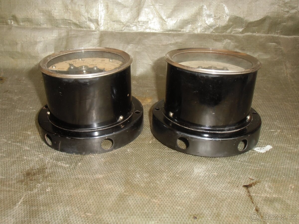 Starožitné měřáky E. Roučka (A, V) - 2