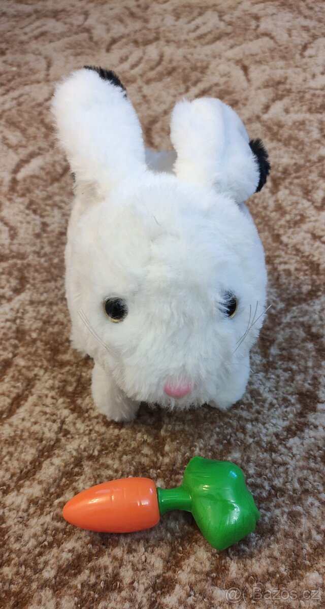 Plyšový králík na baterie - 2