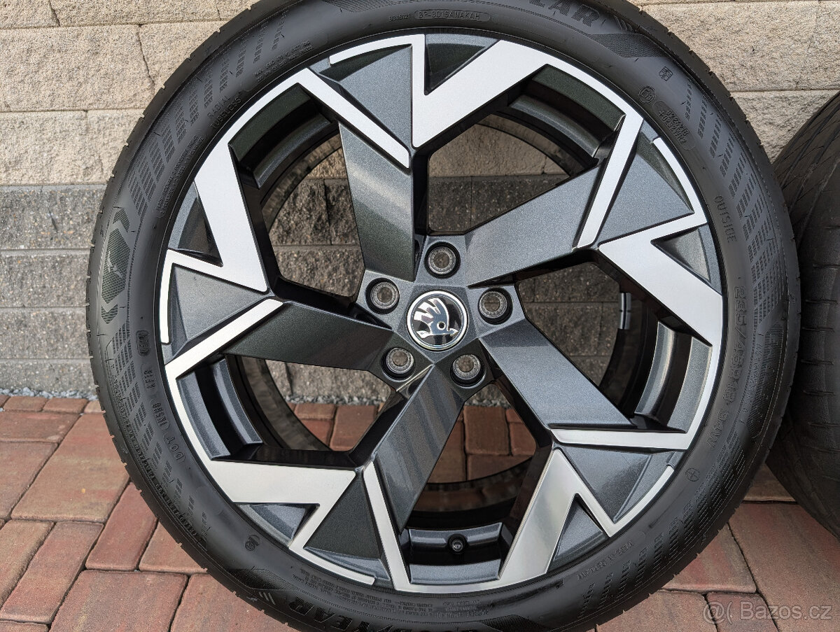 Alu kola letní 235/45 R18 Trisuli - 2