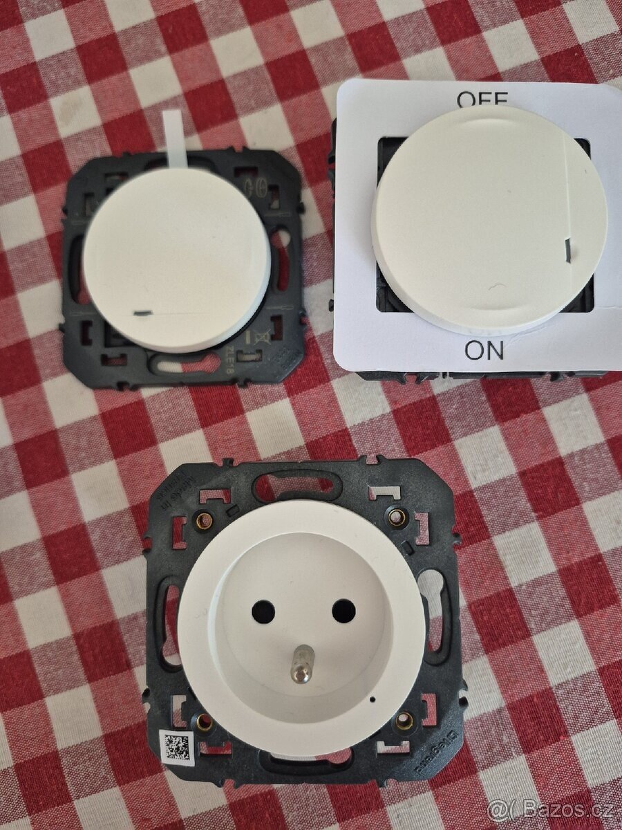 Legrand Dooxie chytré vypínače. - 2