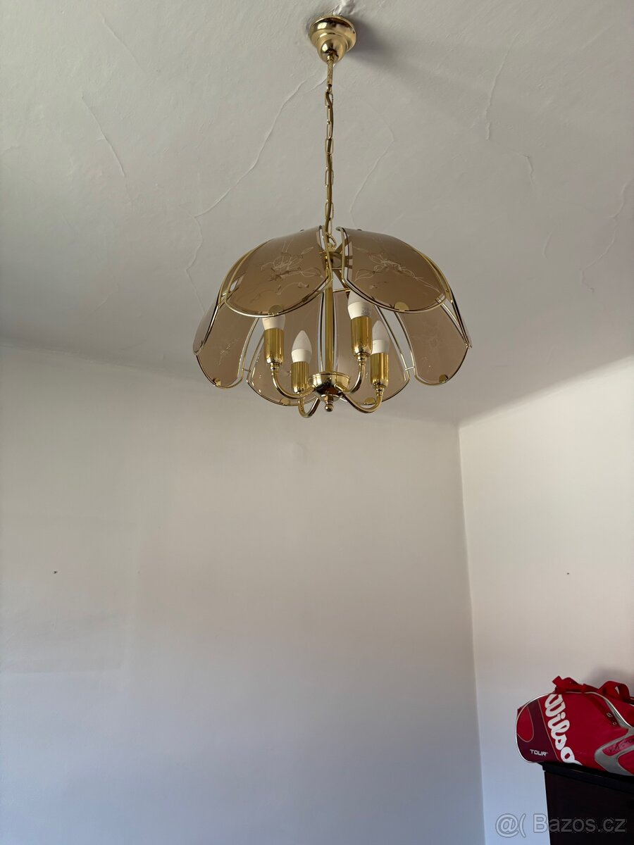 Zlatý lustr - 2