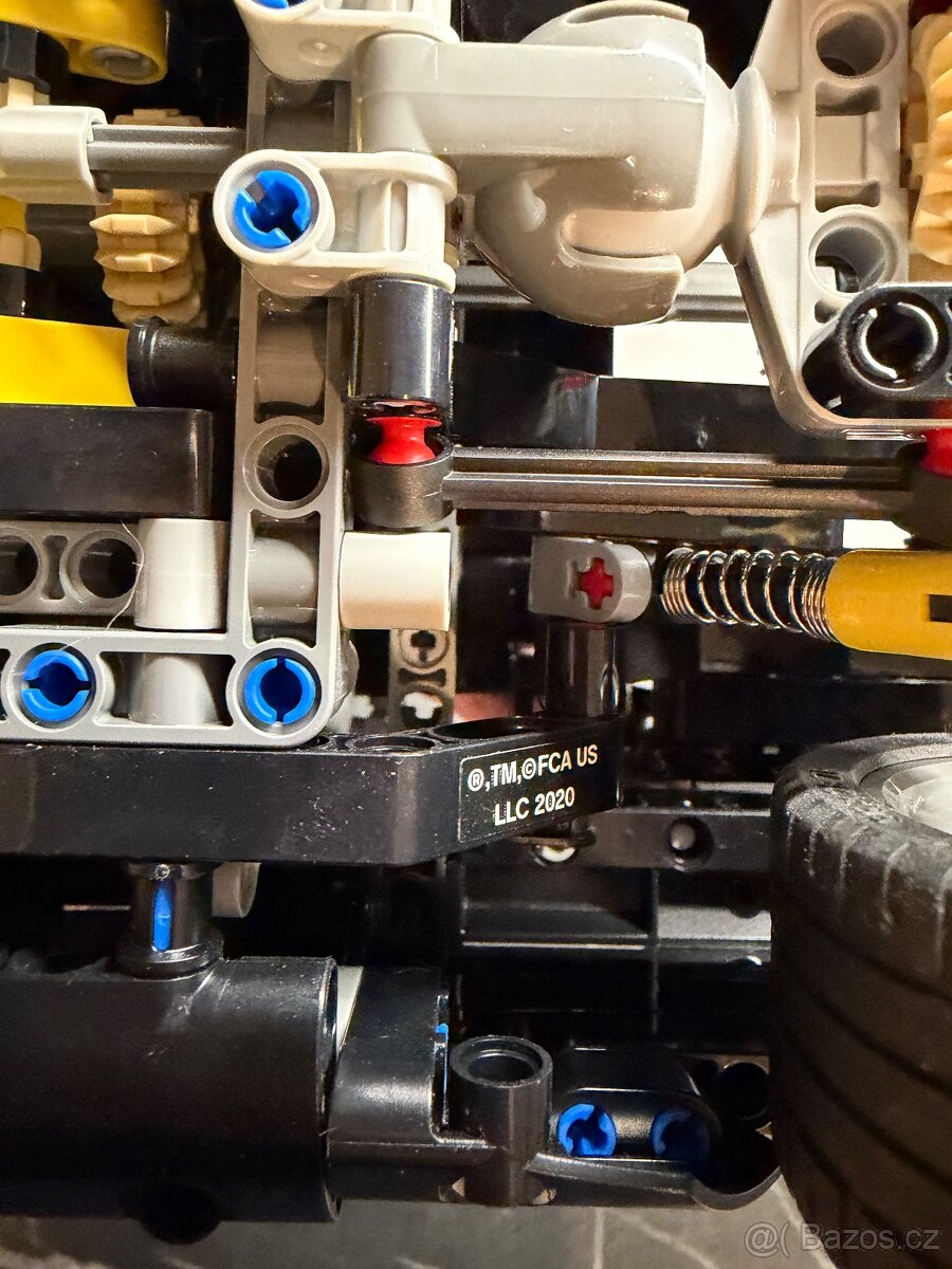 LEGO® Technic 42111 Domův Dodge Charger - 2