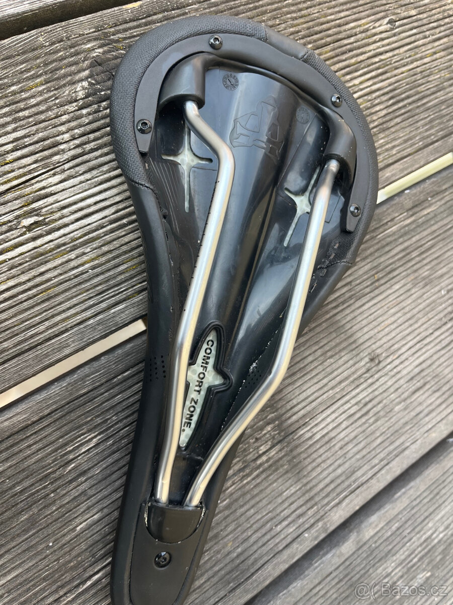 Sedlo WTB Silverado Medium 142 - stav nového - 2