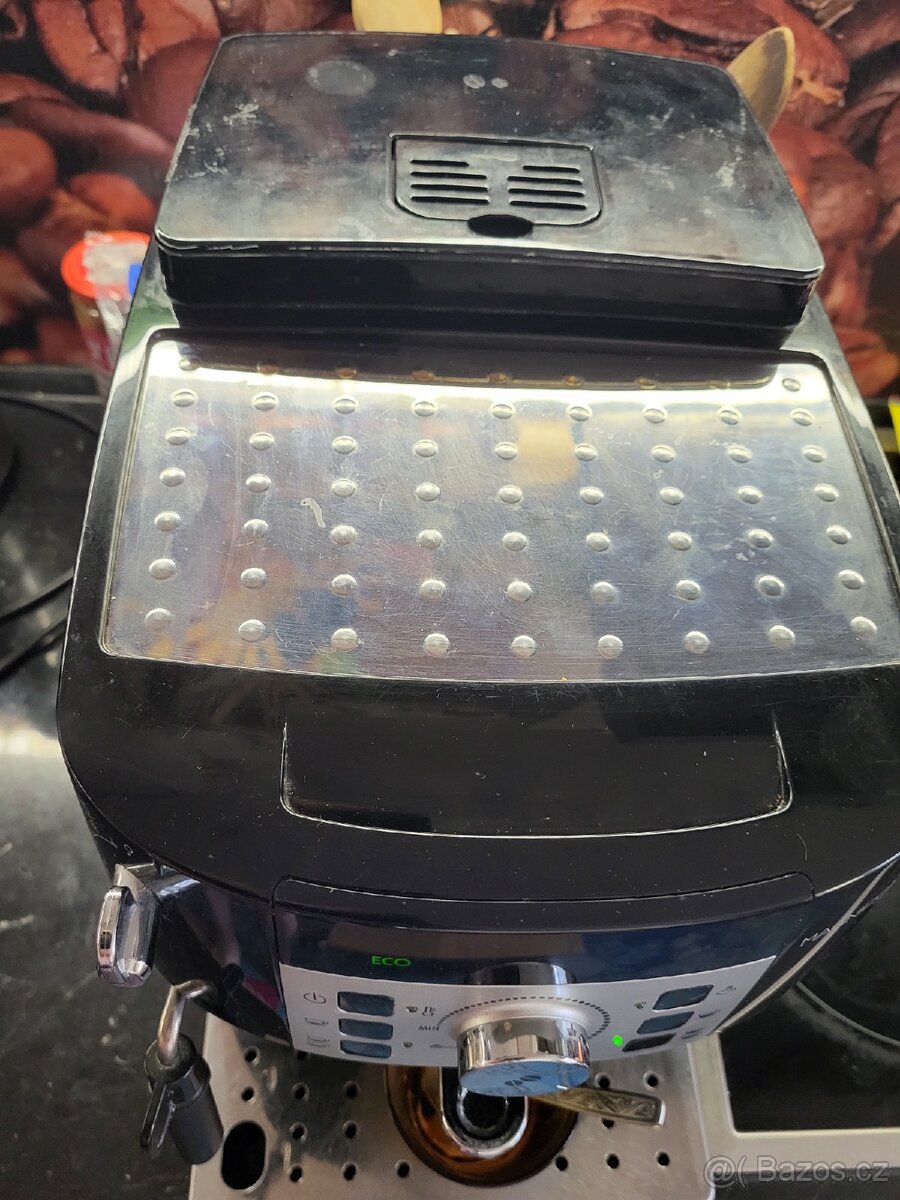 Automatický kávovar delonghi - 2