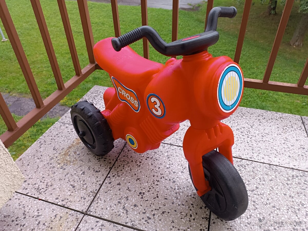 Motorka odrážedlo pro nejmenší - 2