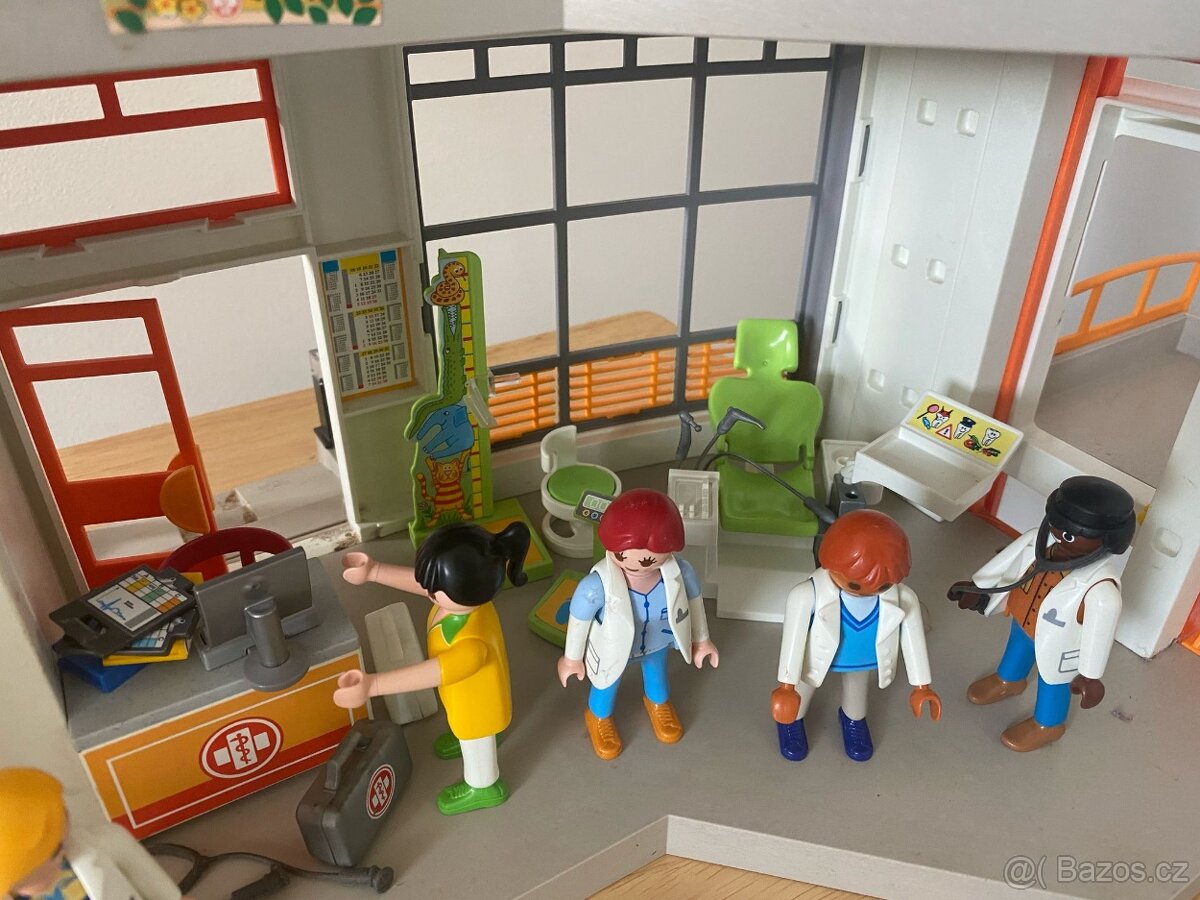 PLAYMOBIL - NEMOCNICE - 2