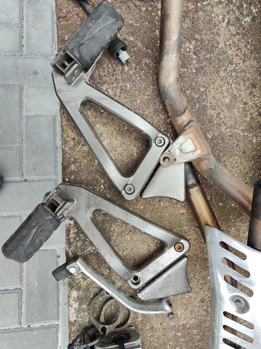 Cagiva Canyon 500 / 600 - cettralni tlumič- díly - 2