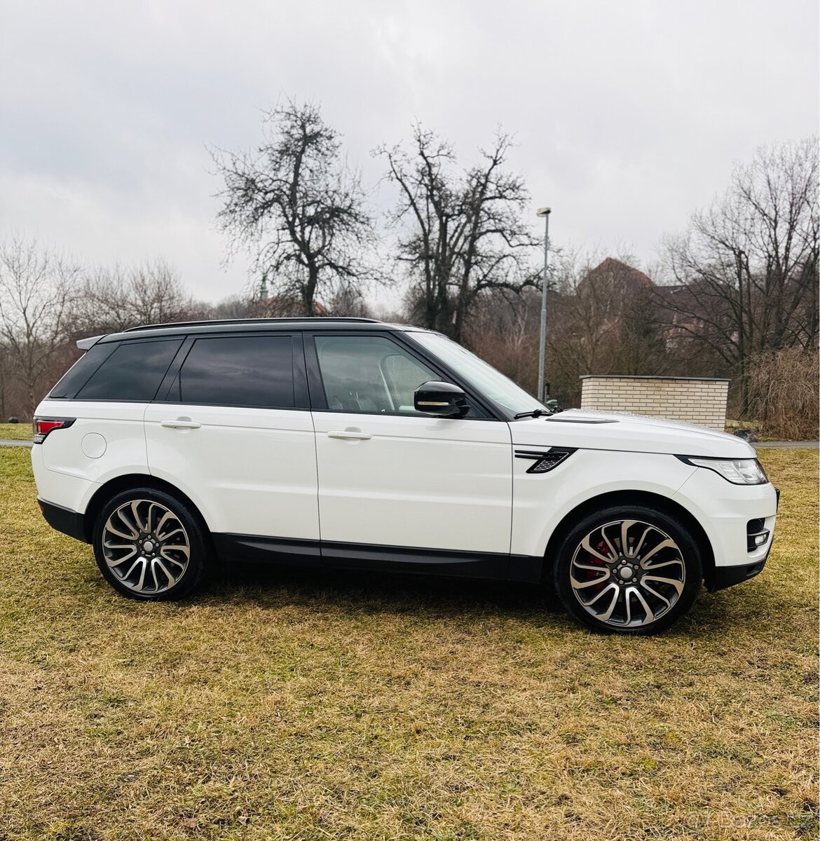 LAND ROVER RANGE ROVER SPORT 3.0 SDV6 HSE DYNAMIC