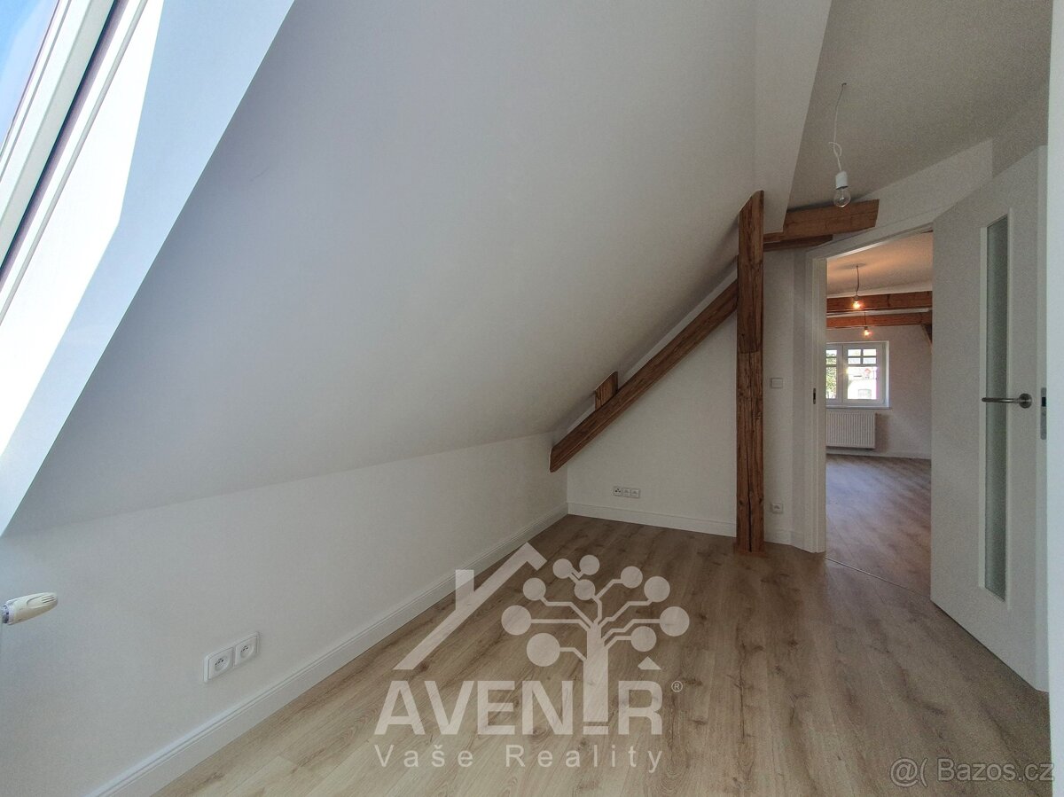 Prodej podkrovního bytu 1+kk, 59 m², Jablonec n.N., Anenské - 2