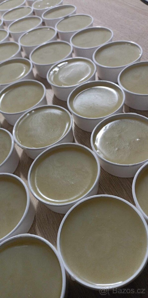 Špičková domácí konopná a měsíčková mast - 2