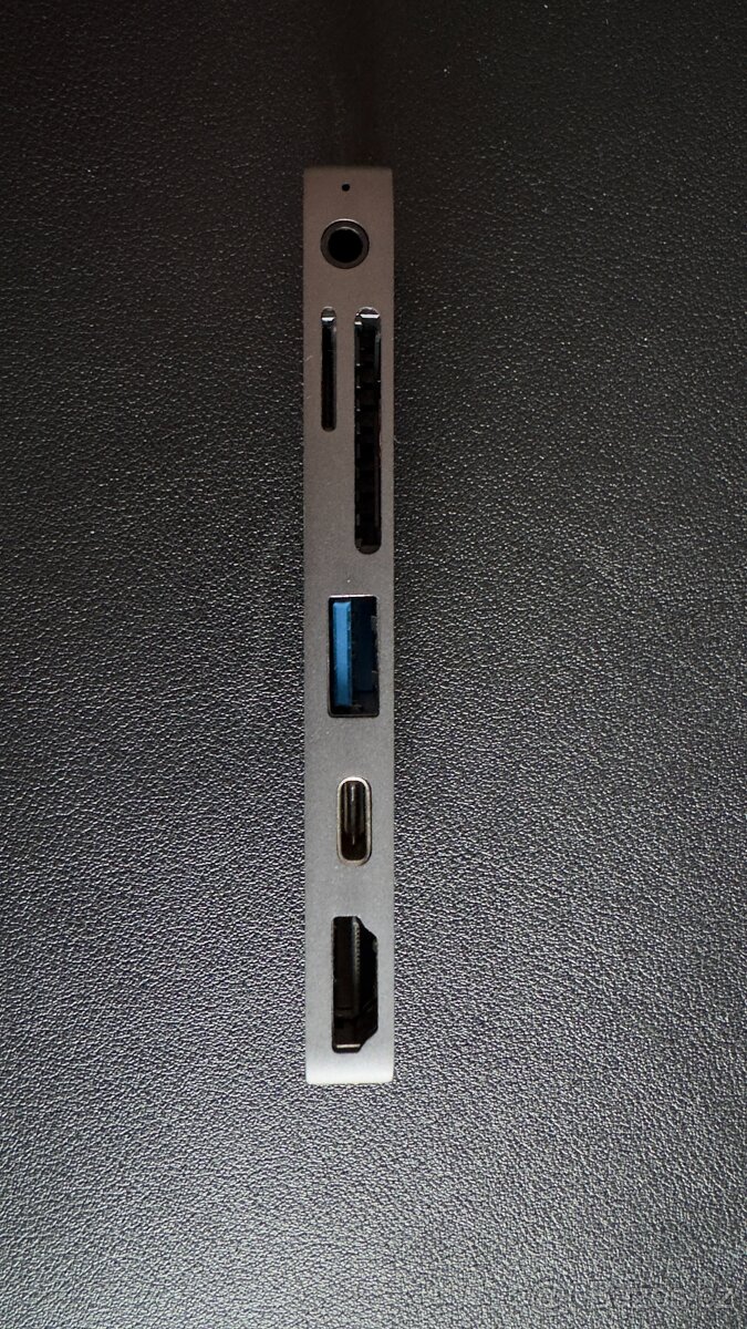 Anker 6 in 1 media USB-C hub - 2