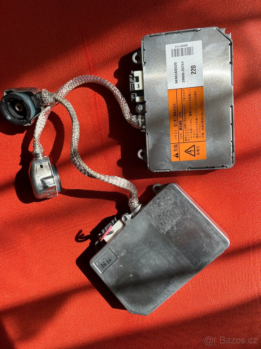 Xenonové řídící jednotky ze Subaru Outback 2008 - 2