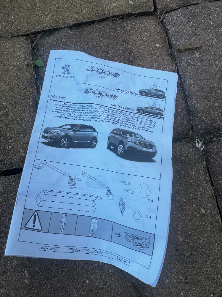 Střešní nosiče Peugeot 5008 original - 2