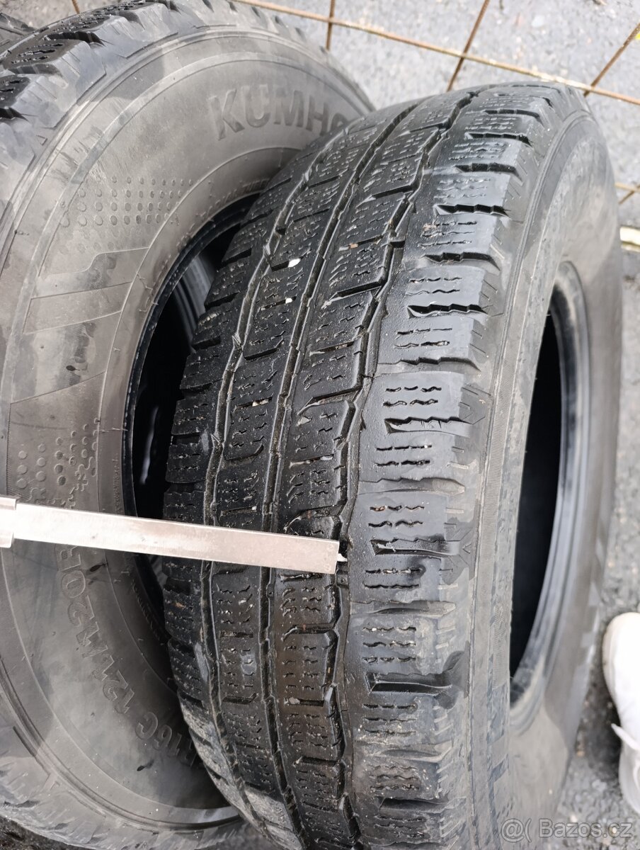 225/75R16C 121/120r - 2