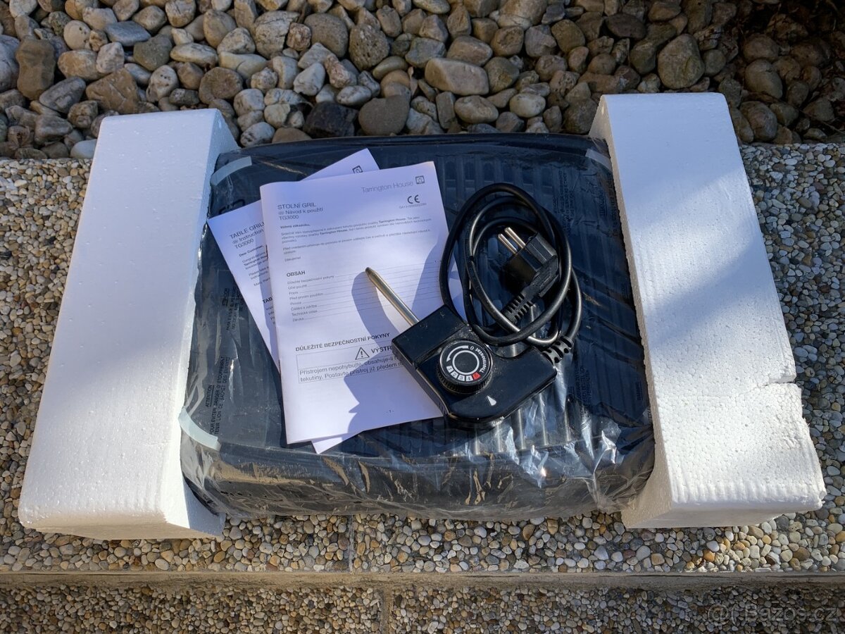 Stolní elektrický gril Tarrington House TG3000 - 2