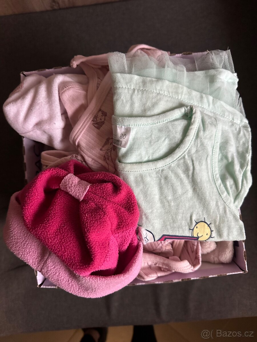 Mix oblečení pro holčičku - 2