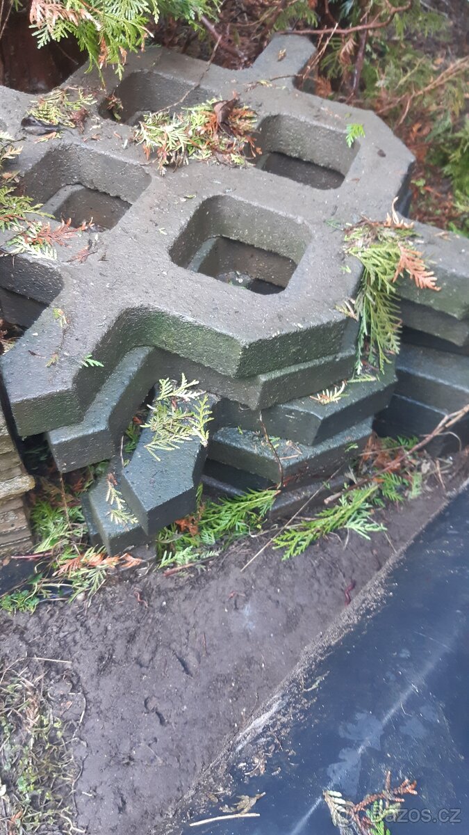 Plastová zatravňovací dlažba Transform Lite - 2