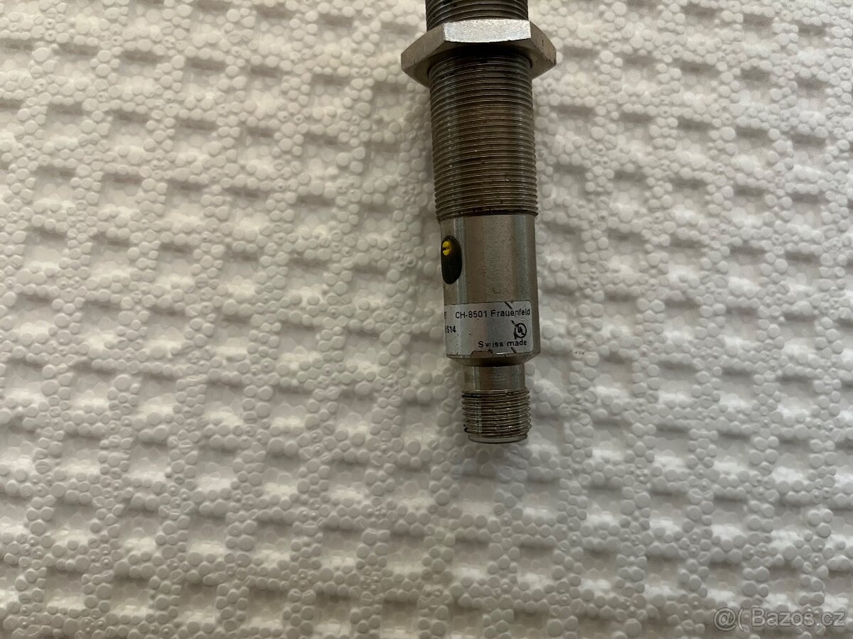 Baumer Kapacitní snímač 8mm PNP - 2