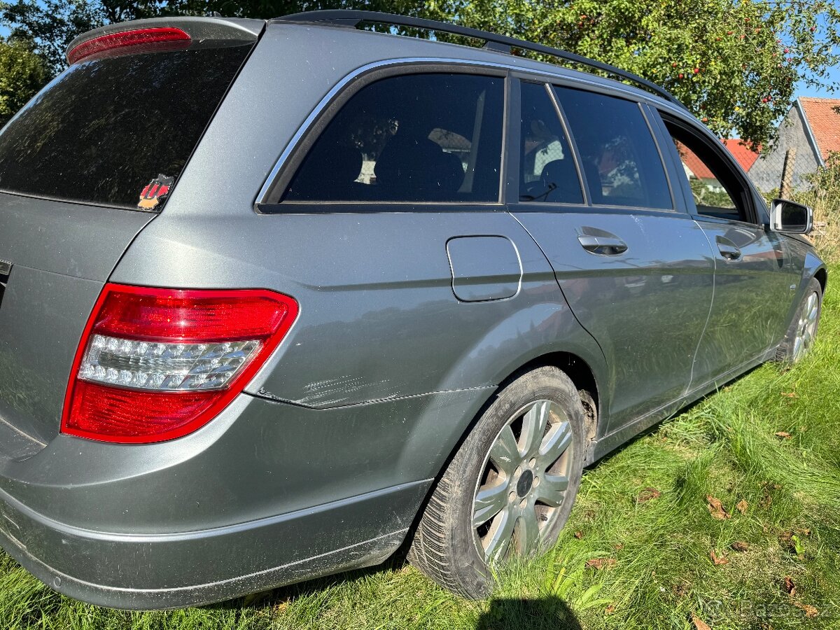 2012 Mercedes W204 C220 - 2