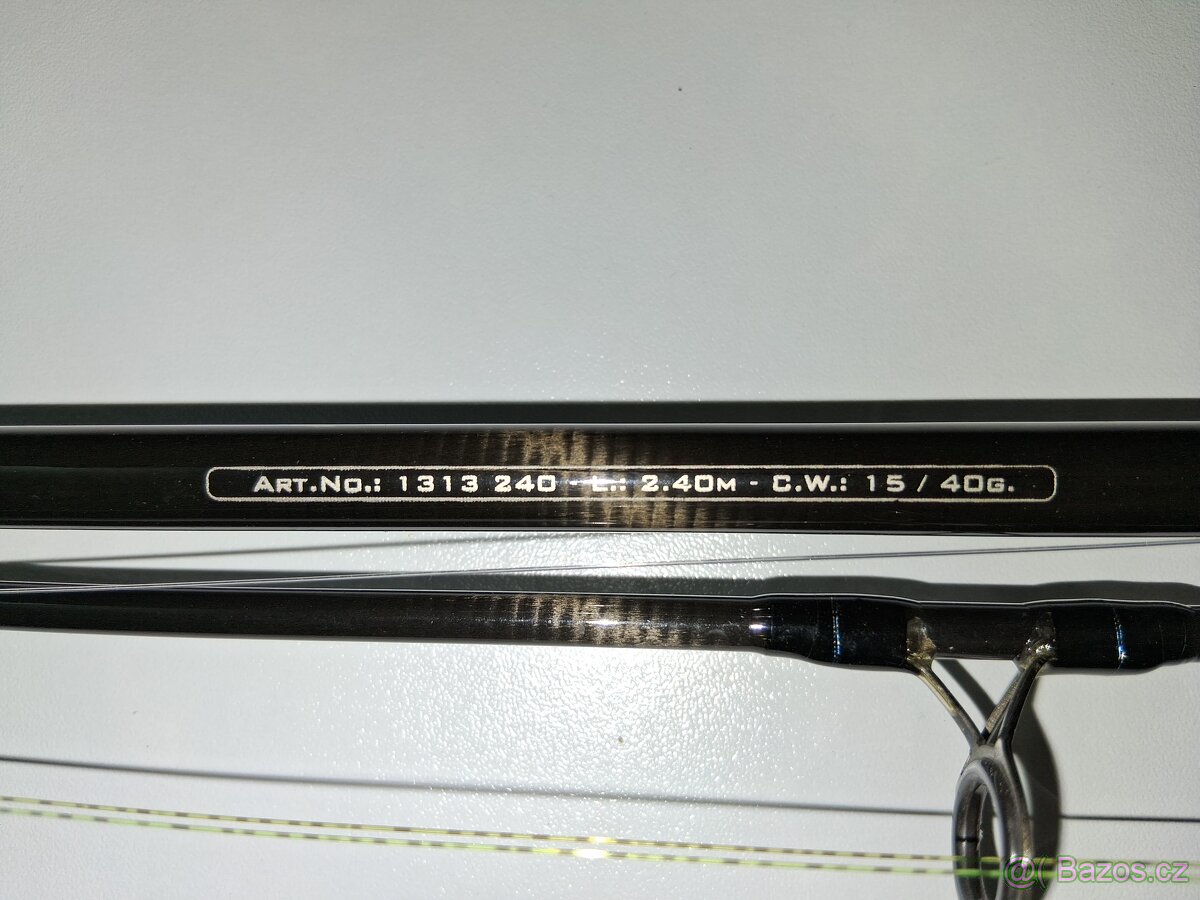 Přívlačový prut Topic Spin + naviják Delphin - 2