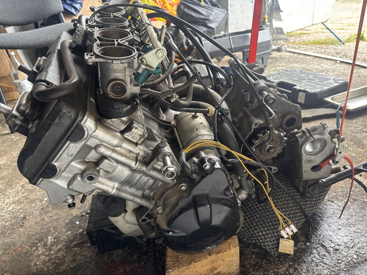 Motor CBR 929 SC44 - 2