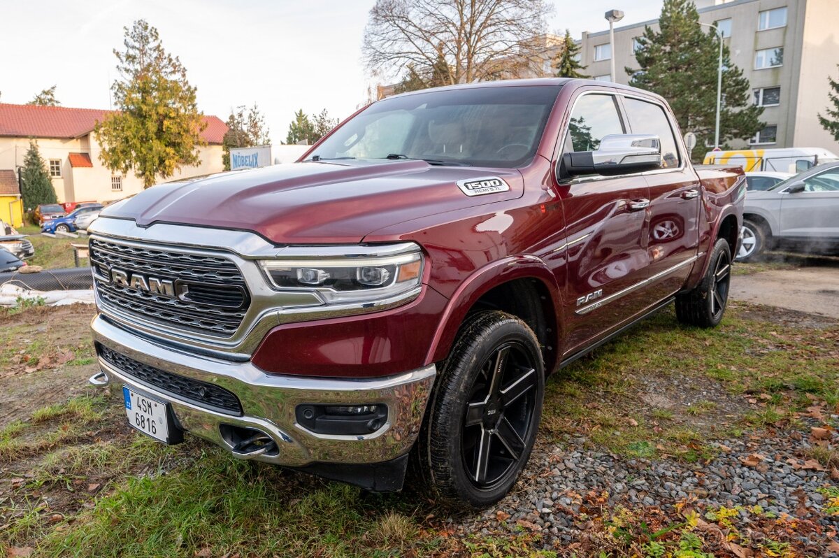 Dražba Dodge RAM 1500 Limited Crew Cab 5.7 291 kW