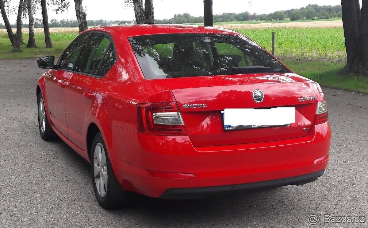 Škoda Octavia 1.6 TDI Elegance, 124tkm, tažné zařízení, STK - 2