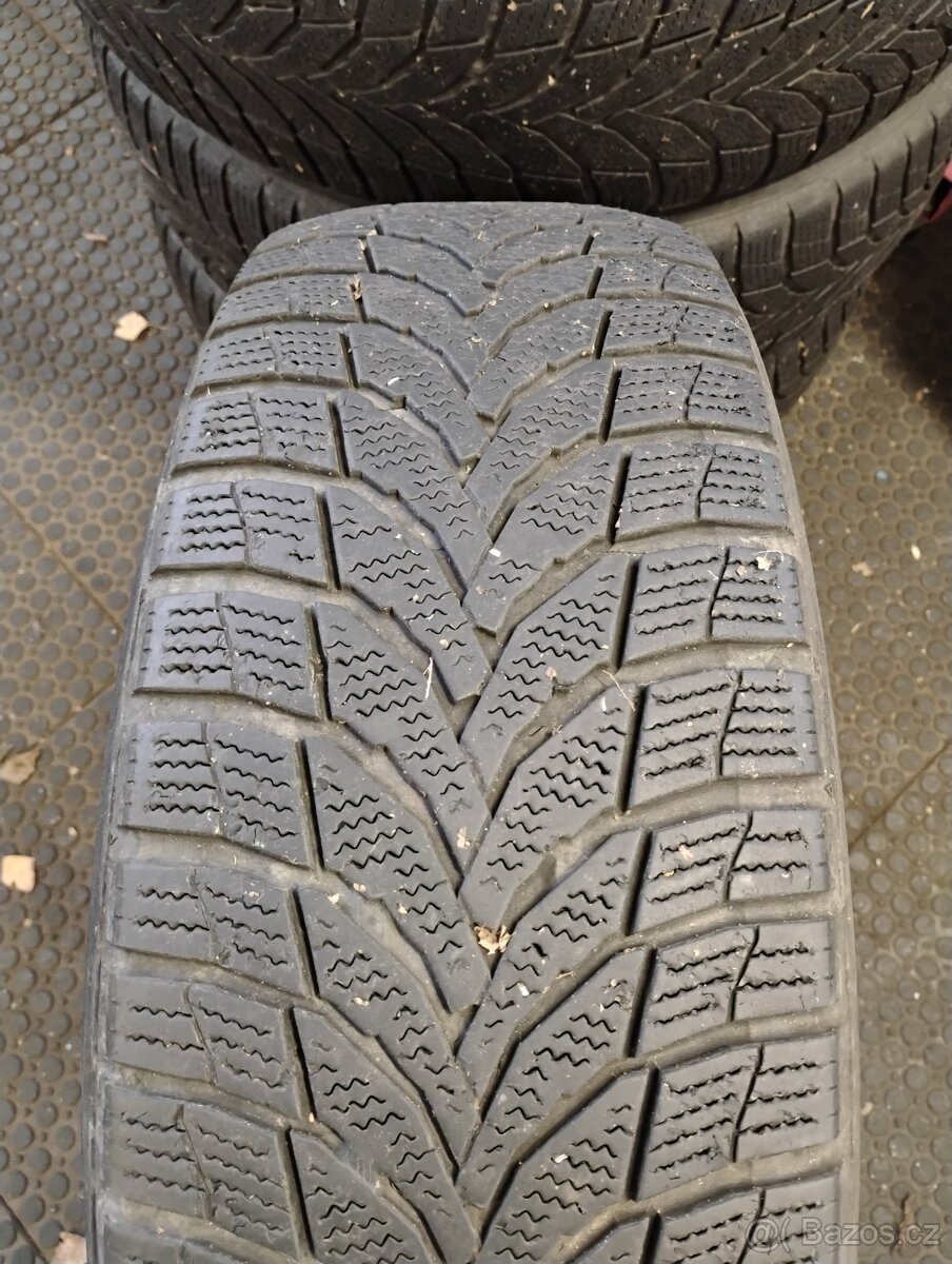 225/65/17 zimní - 2