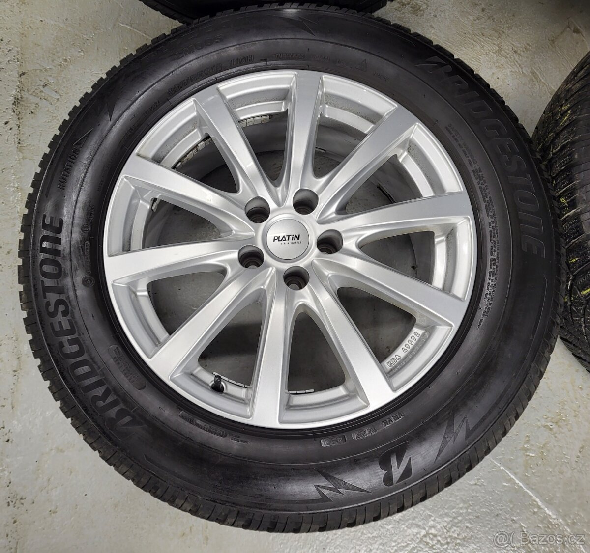 Alu kola 18" Platin 5x112 Touareg Audi Q7 zimní pneu 6-7mm - 2