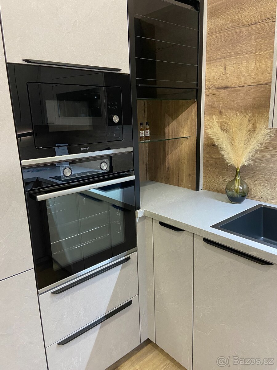 Kuchyňská linka Stone Art - 2