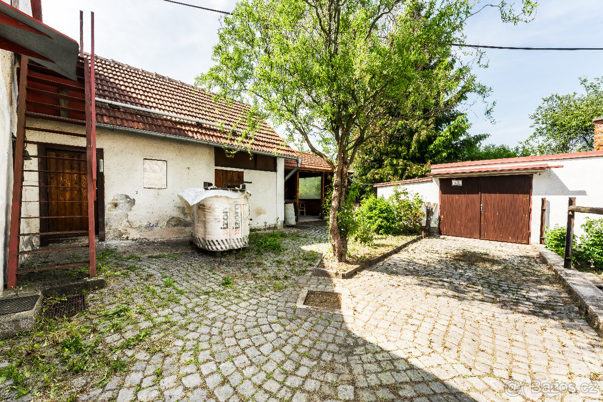 Rodinný dům / chalupa v Uhřínově - 2