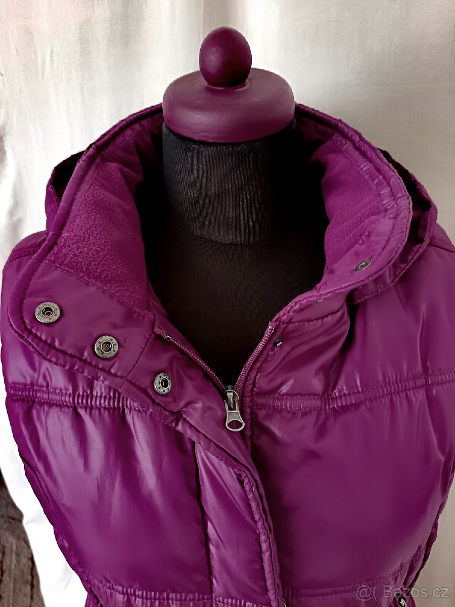 Dámská prošívaná vesta vel. M - 2