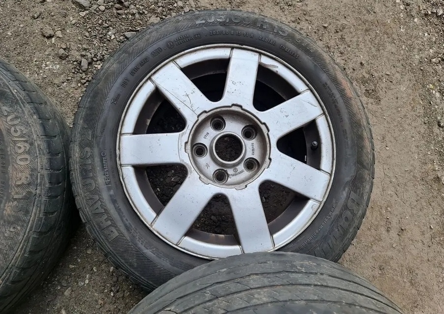 Alu kola disky orig Volkswagen 5x112 7jx15 - 2