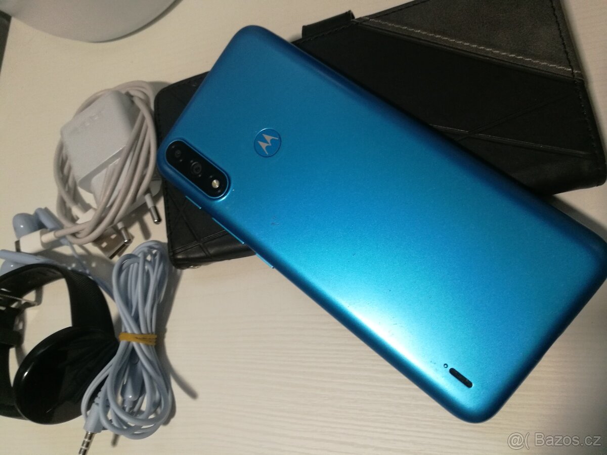 MOTOROLA E7 power - 2