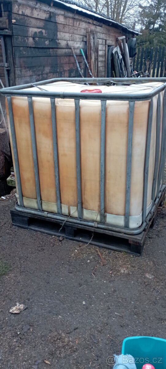 Barel od nafty 1000 l - 2