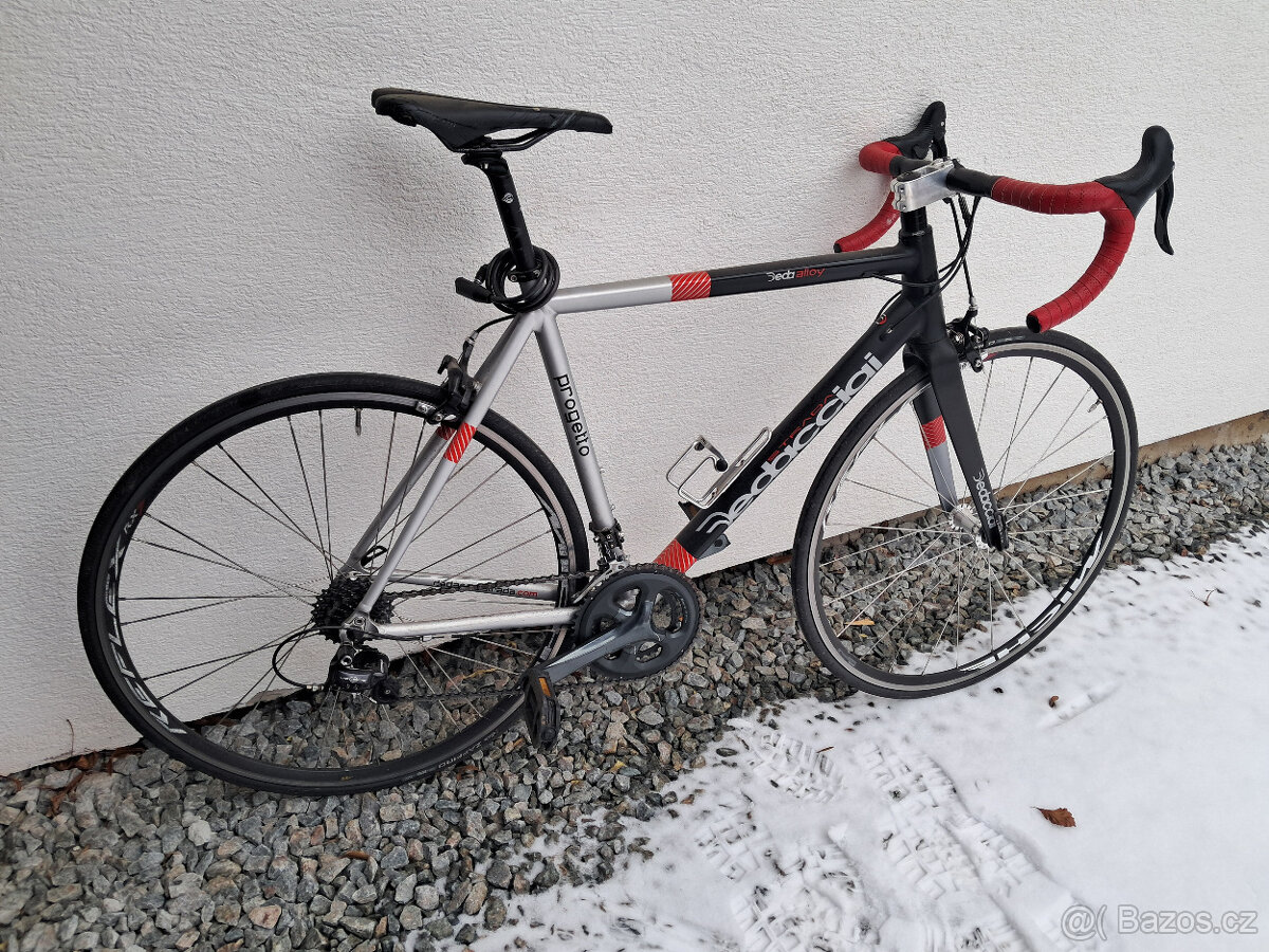 Silniční kolo Dedacciai - 2