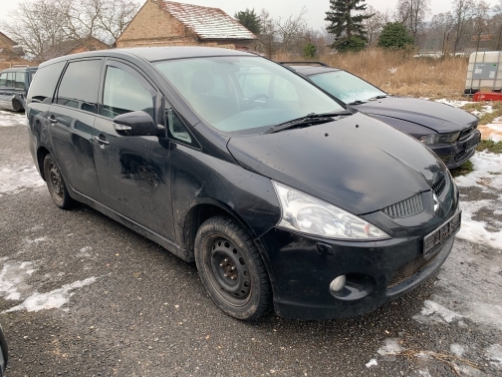 Mitsubishi Grandis - náhradní díly - 2