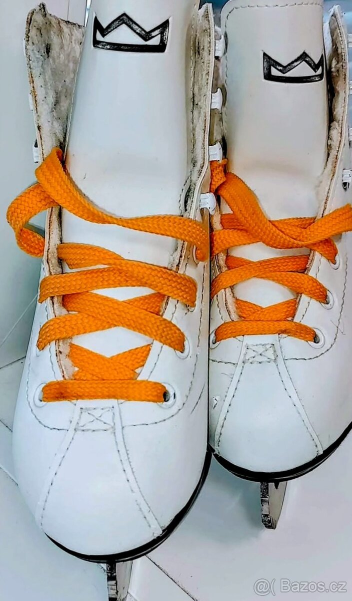 Prodám dívčí brusle, vel. 30 - 2