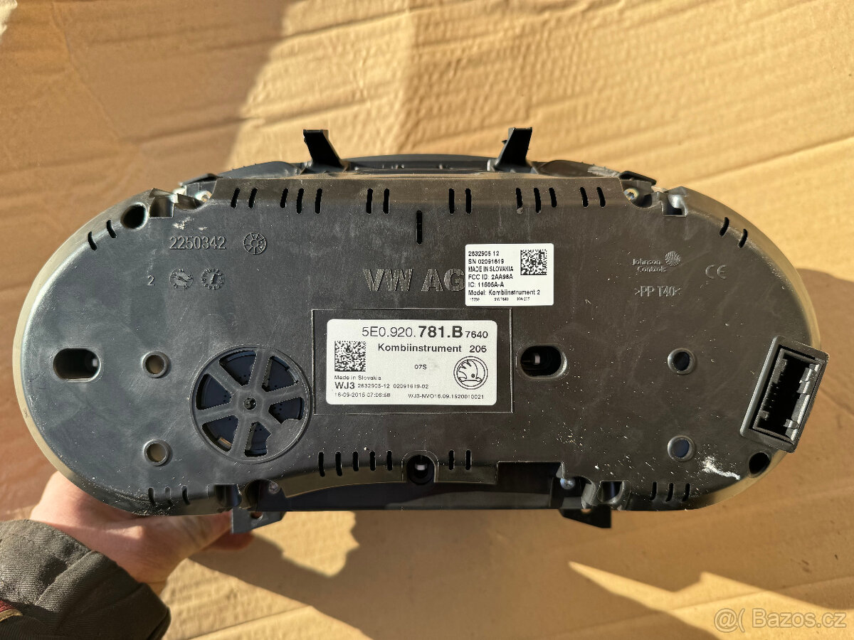 budíky octavia 3 nafta - 2