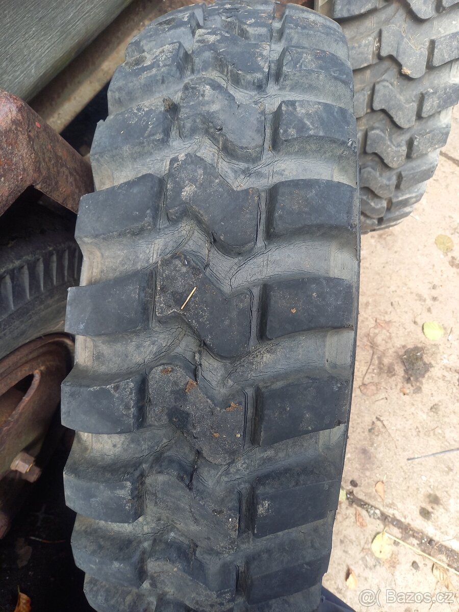 Kola 10,50 - 16, vlek 7t - 2