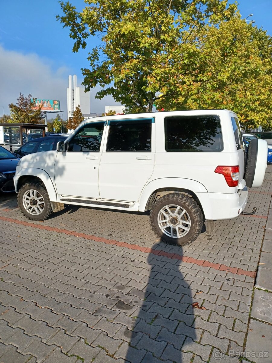 UAZ Patriot 2.7 benzin