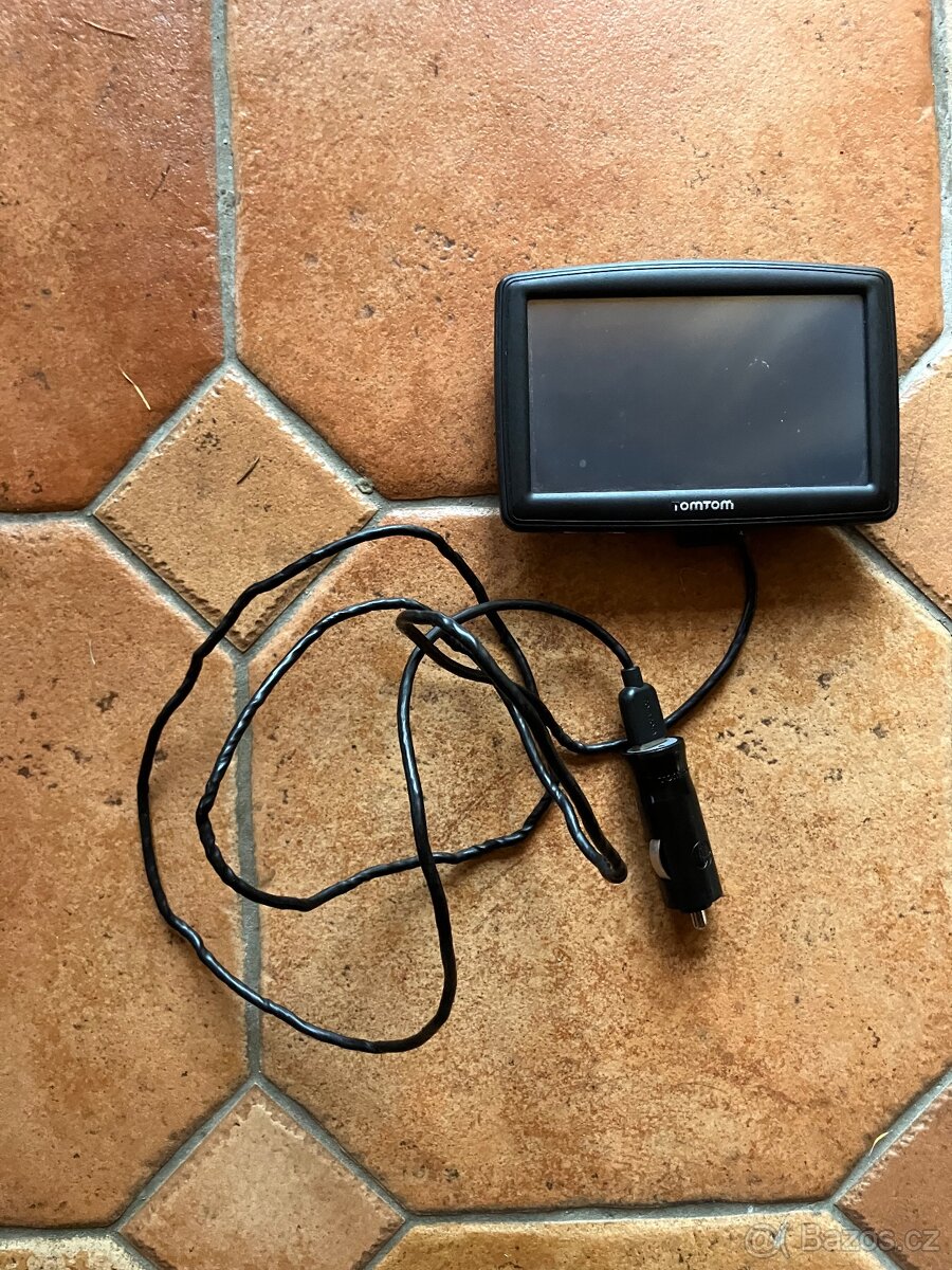 Navigace do auta TomTom - 2