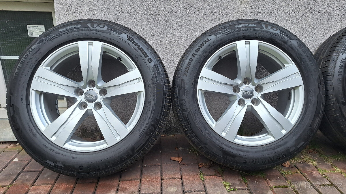 Audi Q7 originální lední sada R18 235/50 - 5x112 - pneu 7 mm - 2