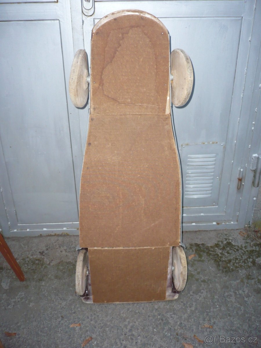 Starožitné dřevěné autíčko Art Deco z 20-tých let - 2