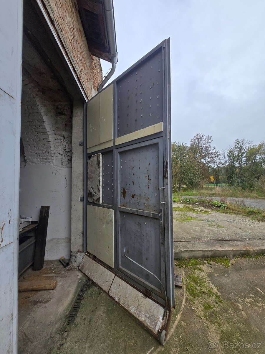 Velká garážová vrata - 2