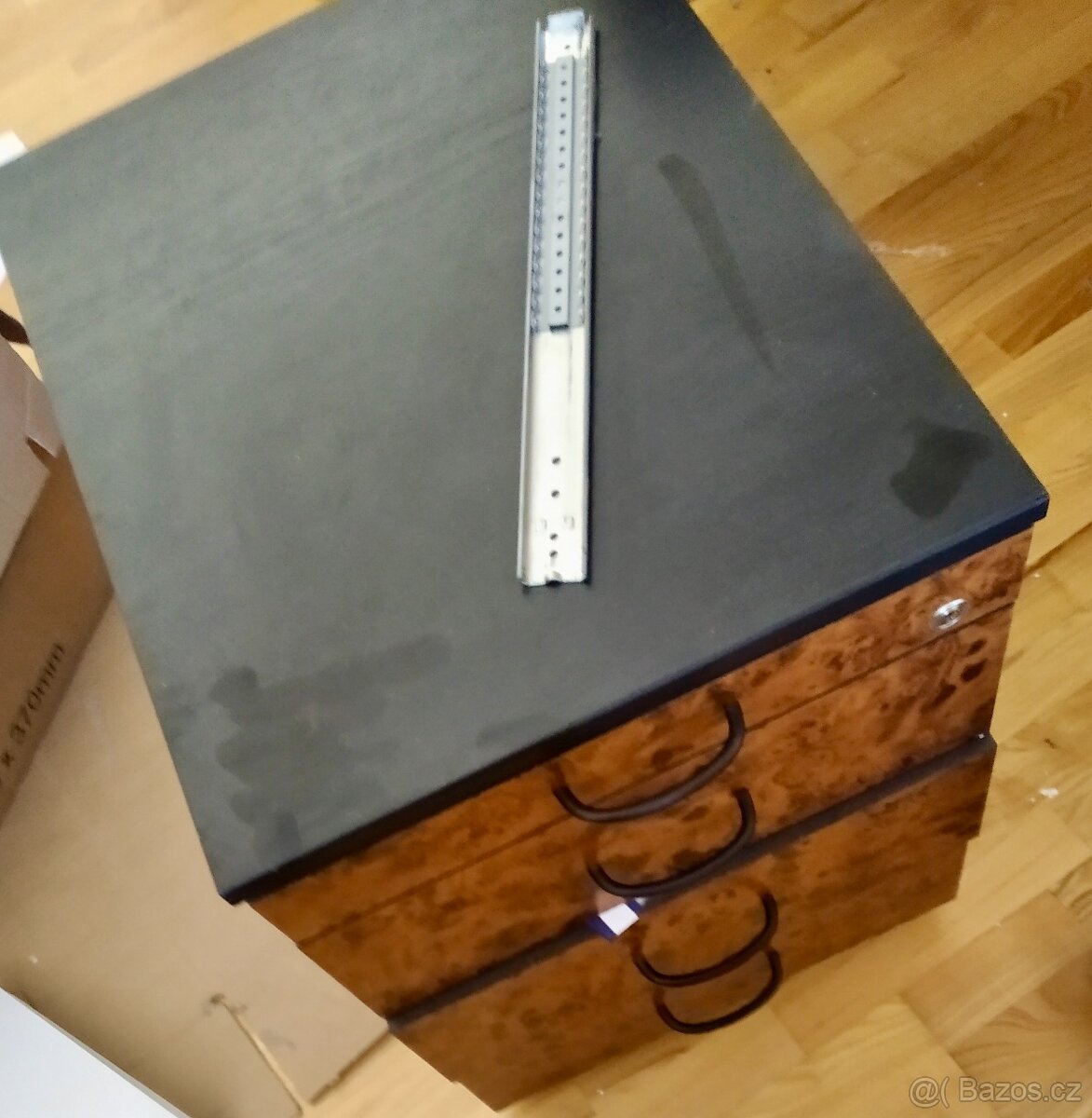 Pracovní stůl 160x80cm - 2