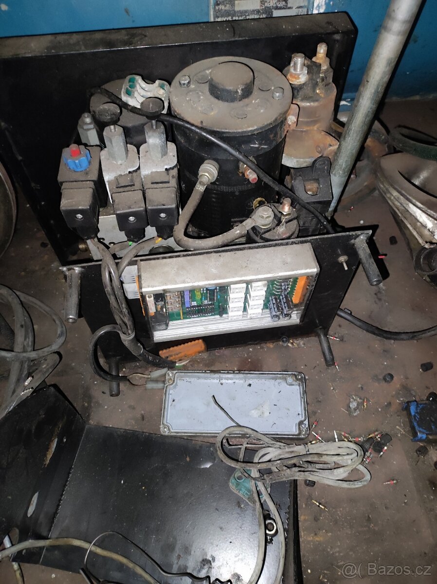 Plošina k nakládání vozíku - 2