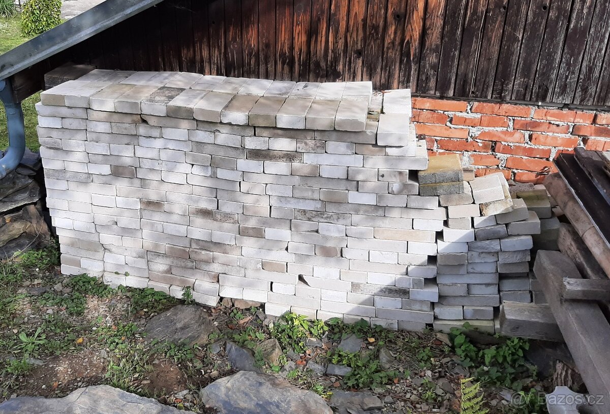 bílé cihly - 2